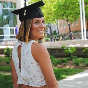 Meet your Posher, Amanda